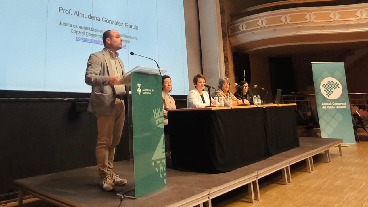 Moment de la intervenció de l'alcalde de Sant Celoni, Eduard Vallhonesta - Foto Consell VOR